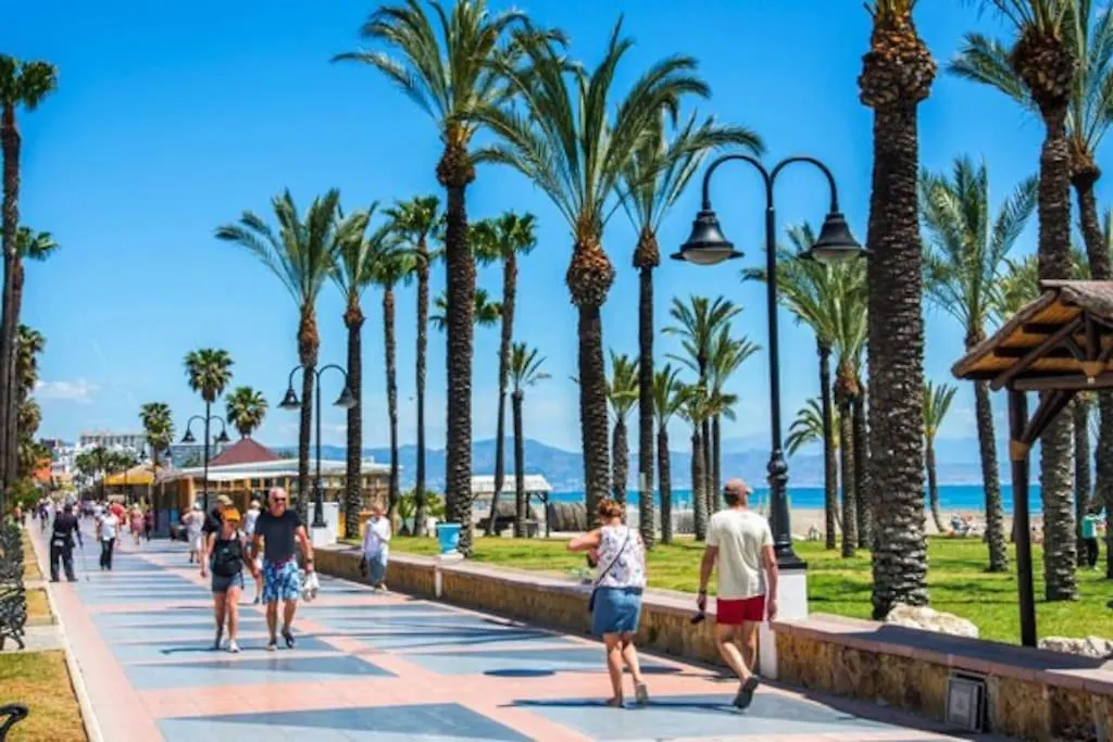 Karimar, A Pasos De La Playa, Next To The Beach Torremolinos Apartment